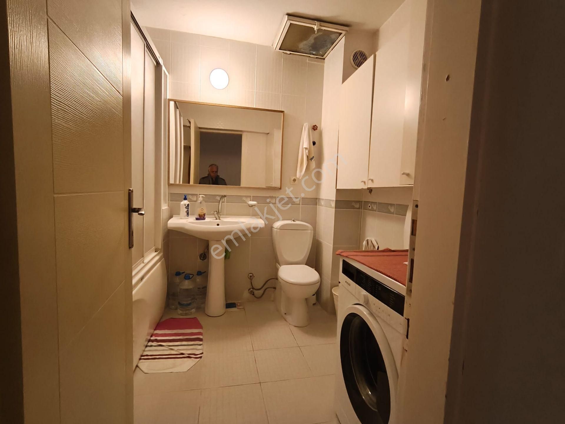 Çeşme Ilıca Plajı'na Yürüme Mesafesinde (600m),bahçeli 3+1 Villa - Görsel 17