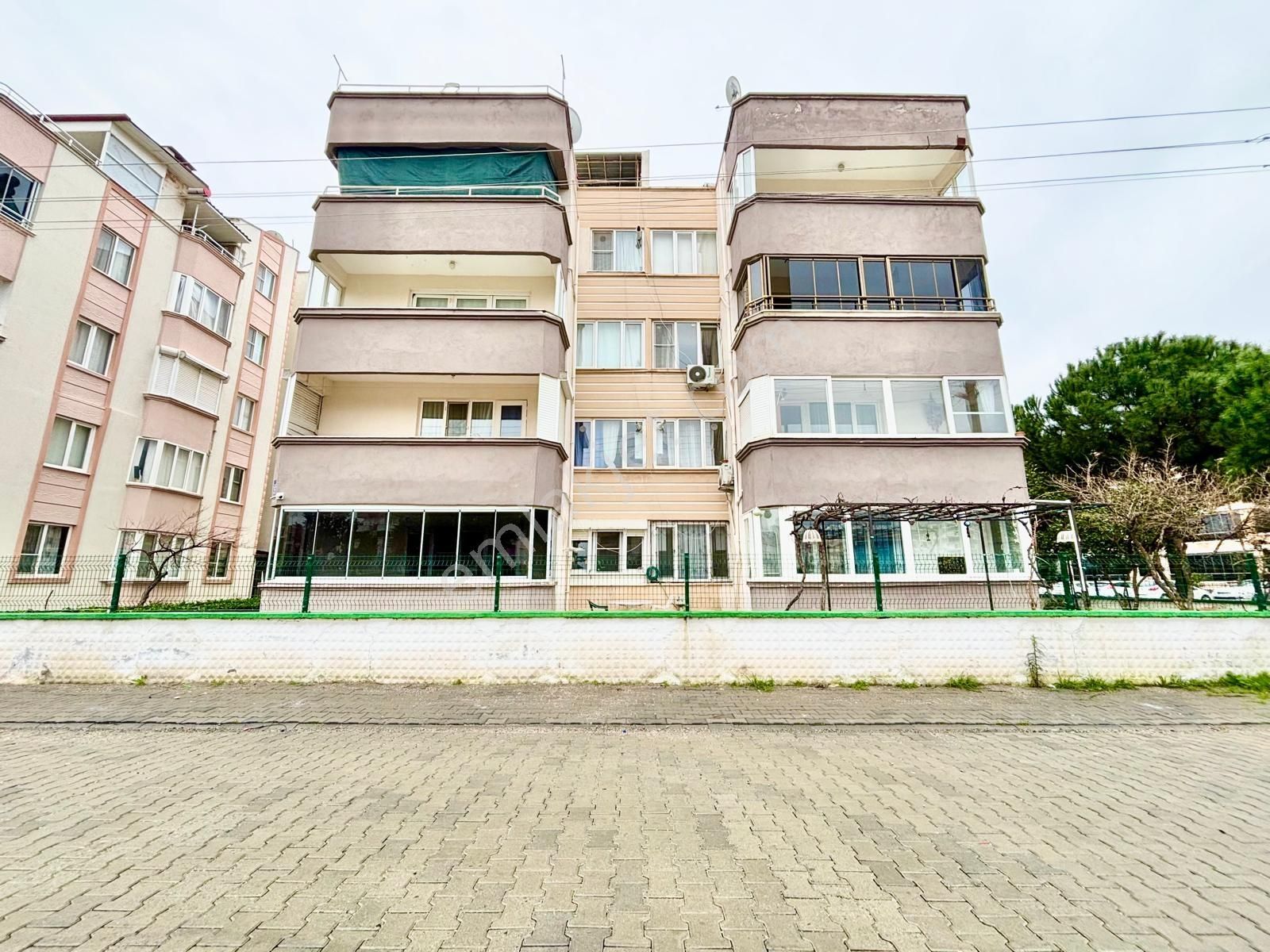 ▀▄onur Yıldırımdan Satılık Merkezi Konumda Ön Cephe 2+1 Daire▀▄
