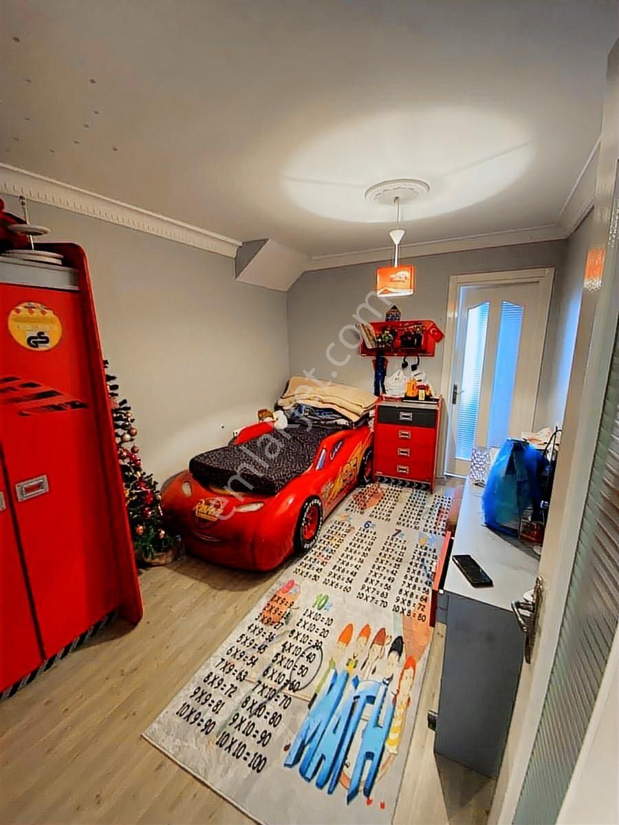 Kuşadası Merkezde 2+1 Geniş Masrafsız Daire - Görsel 8