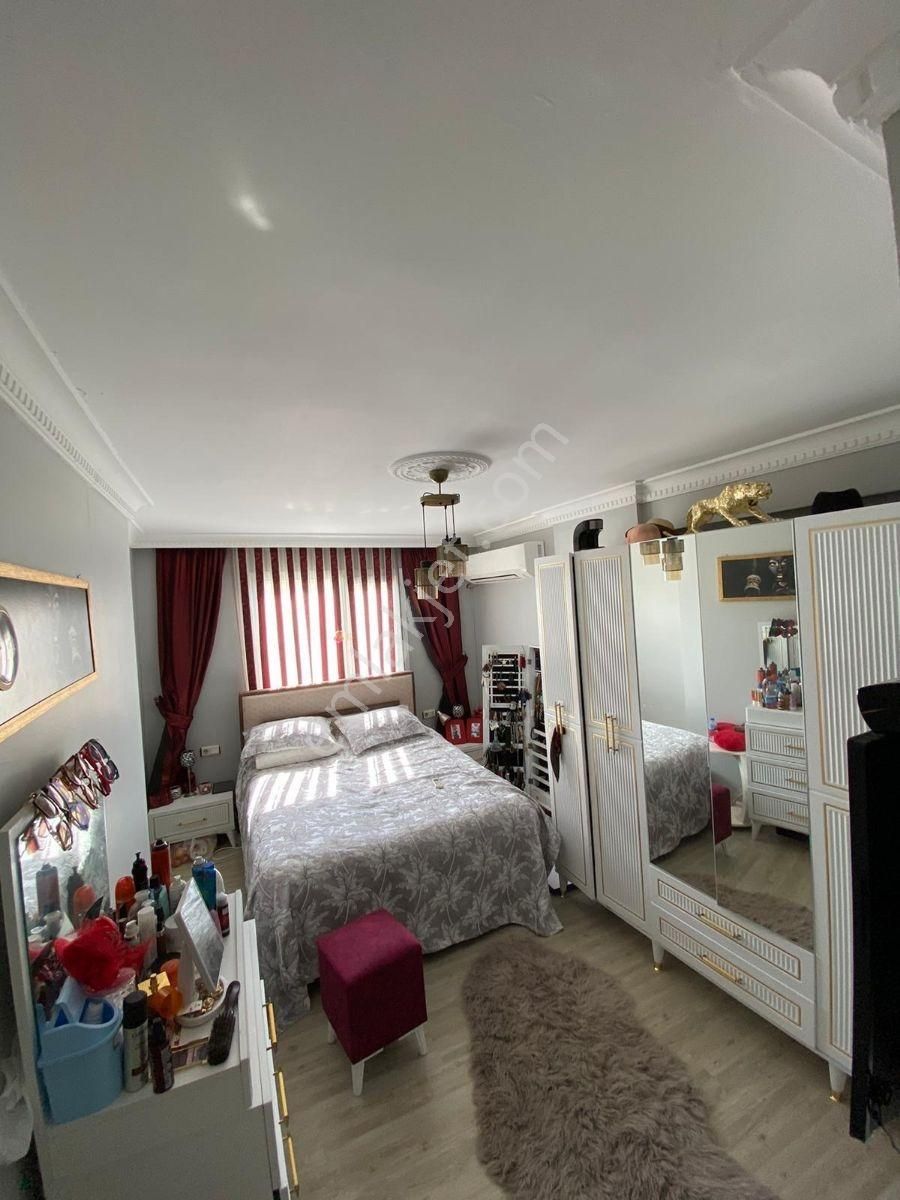 Kuşadası Merkezde 2+1 Geniş Masrafsız Daire - Görsel 6