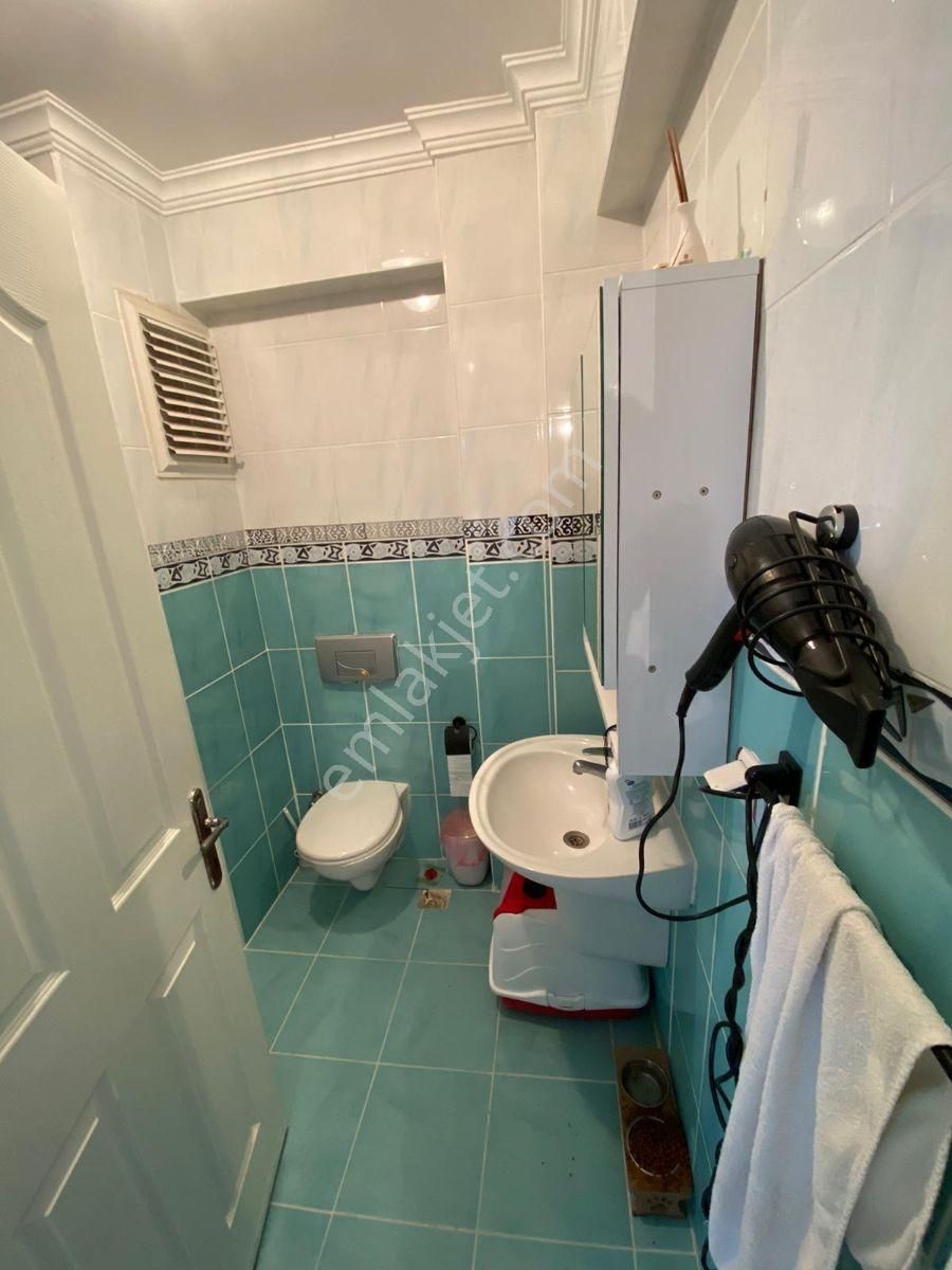 Kuşadası Merkezde 2+1 Geniş Masrafsız Daire - Görsel 3