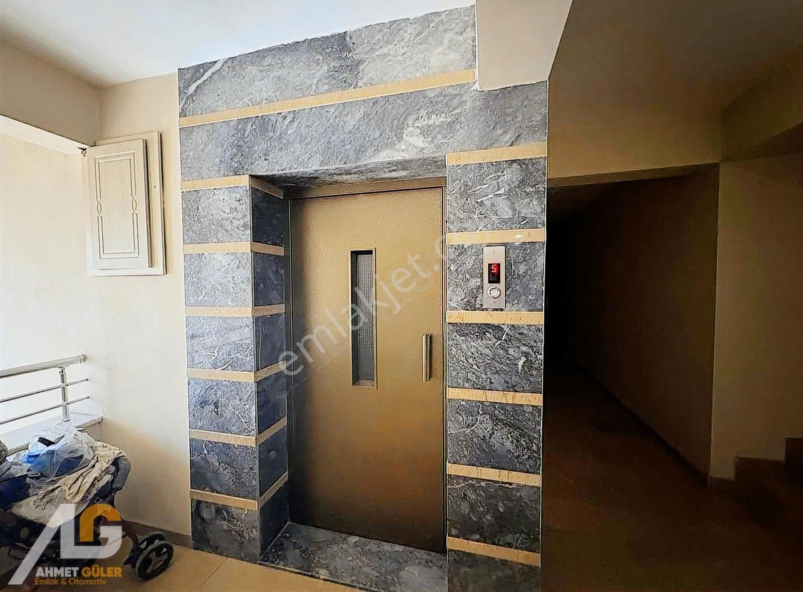 Sedirler Fetih Caddesi Yakını Bakımlı 3+1 Satılık Daire - Görsel 4