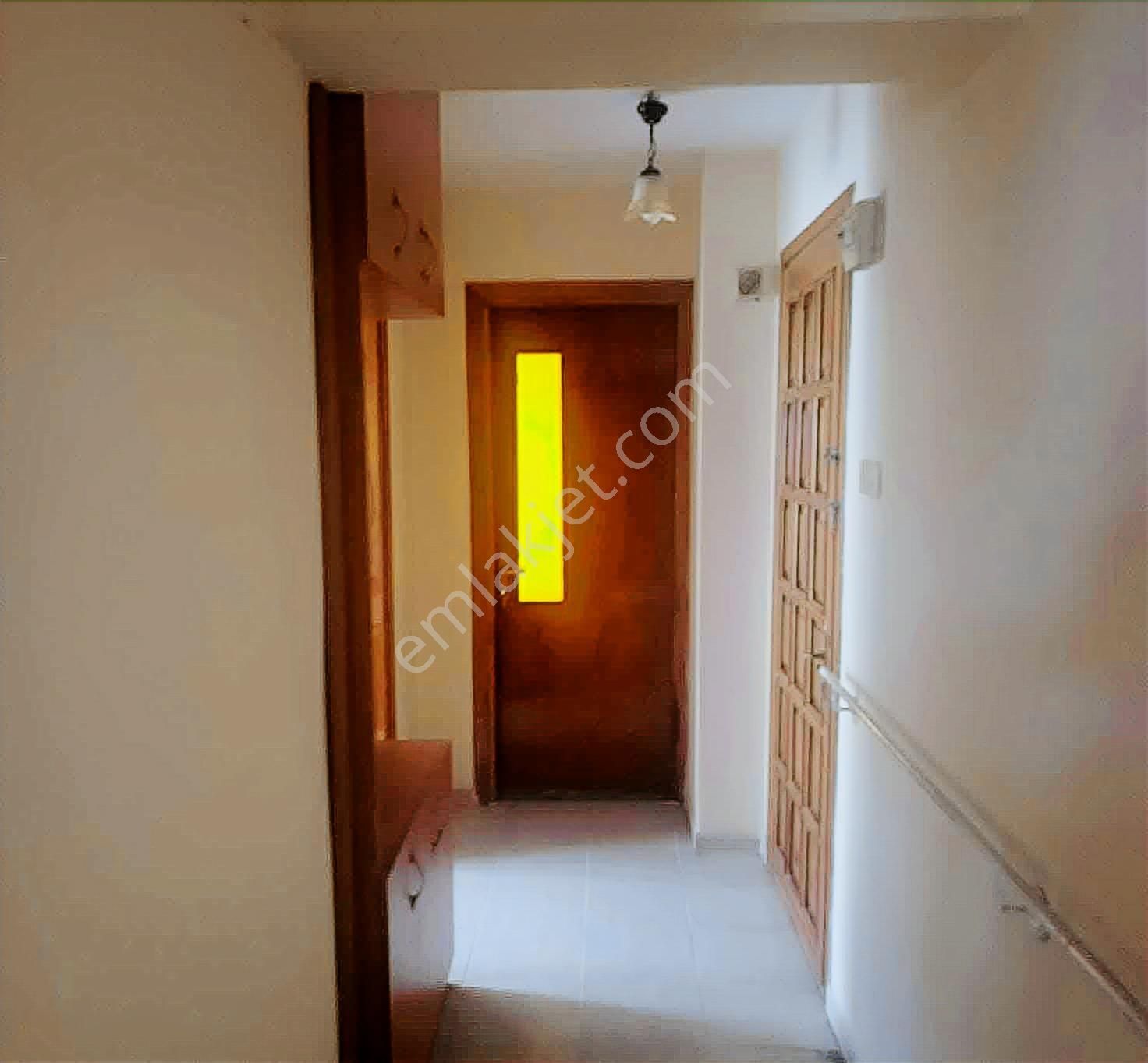 Kuşadası Tam Merkezde Ara Kat 2+1 Ferah Önü Açık Satılık Daire - Görsel 13