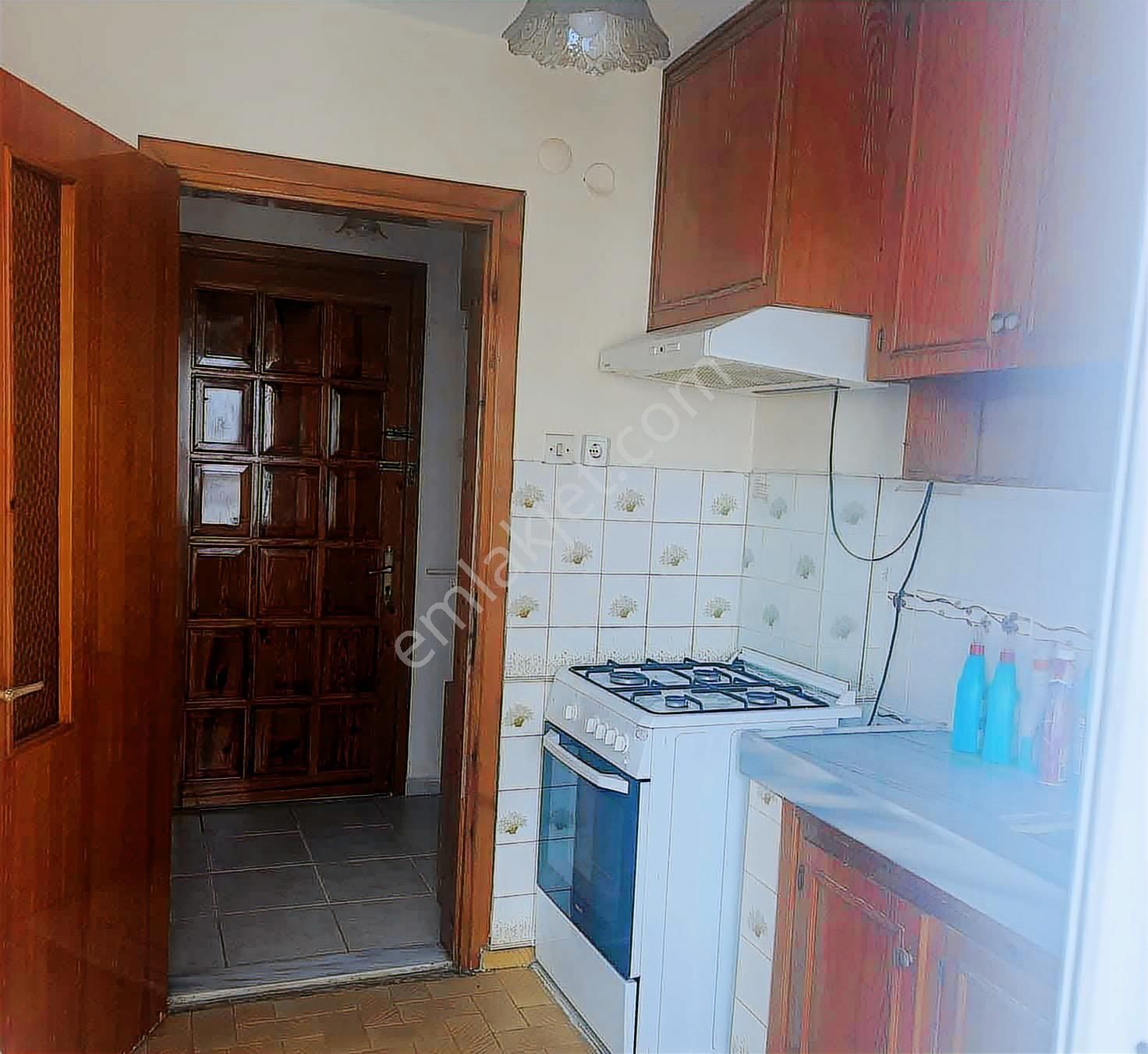 Kuşadası Tam Merkezde Ara Kat 2+1 Ferah Önü Açık Satılık Daire - Görsel 11