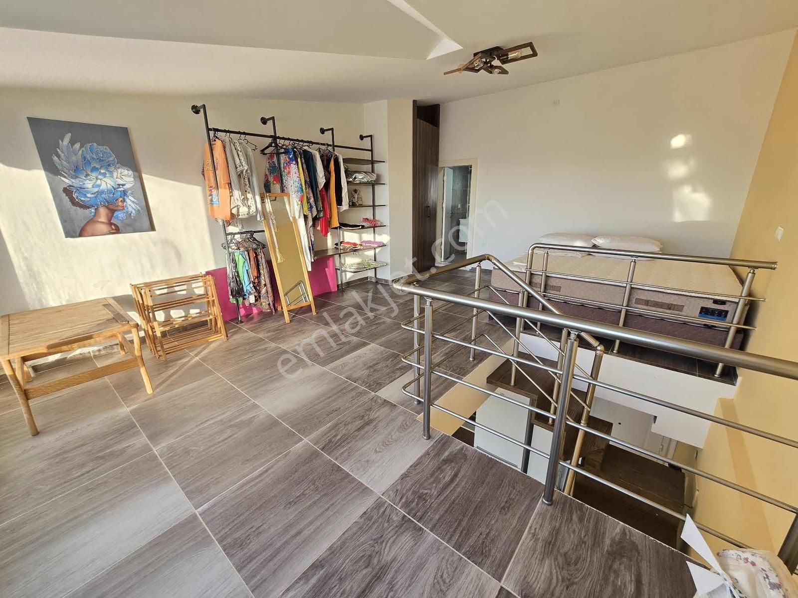 Kuşadası Merkezi Konumda Satılık Full Deniz Manzaralı Daire - Görsel 12