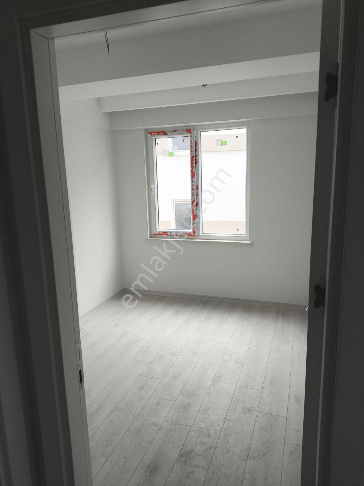 Afyon Tezcan Emlaktan Dervişpaşada 2+1 Satılık Daire - Görsel 4