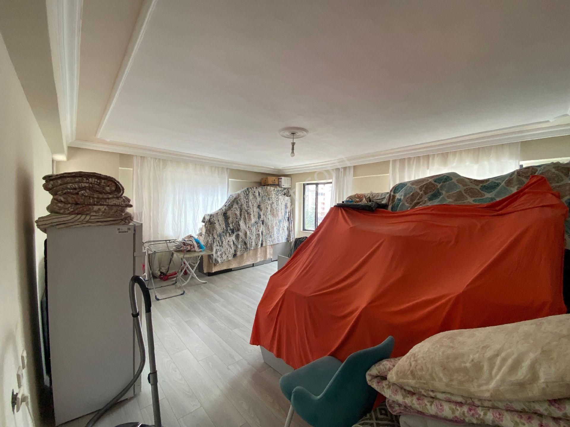 Forum Avm Arkasında 4+1 Büyüklüğünde 3+1 Bakımlı Daire - Görsel 13