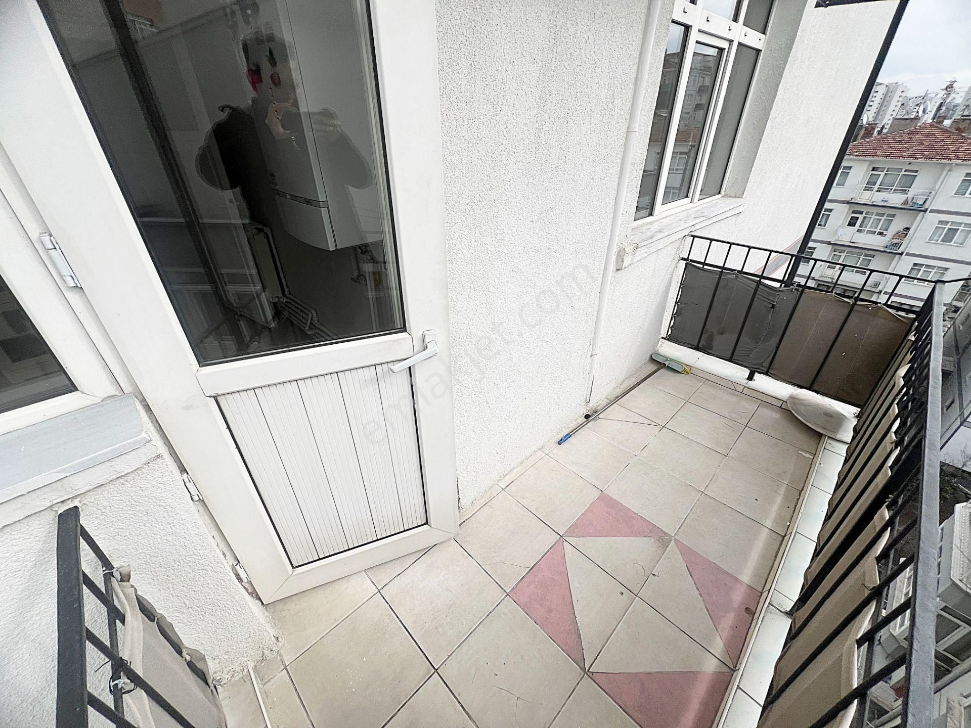 Demetgülde Metro Ve Bağdat Cadde Yakını 7.kat Asansörlü İskanlı - Görsel 8