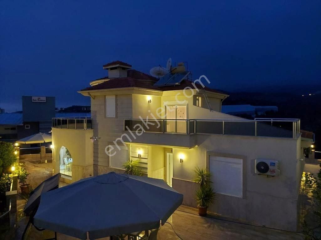Alanya Kargıcak’ta Satılık 3+1 Müstakil Havuzlu Villa — Deniz & Dağ Manzaralı