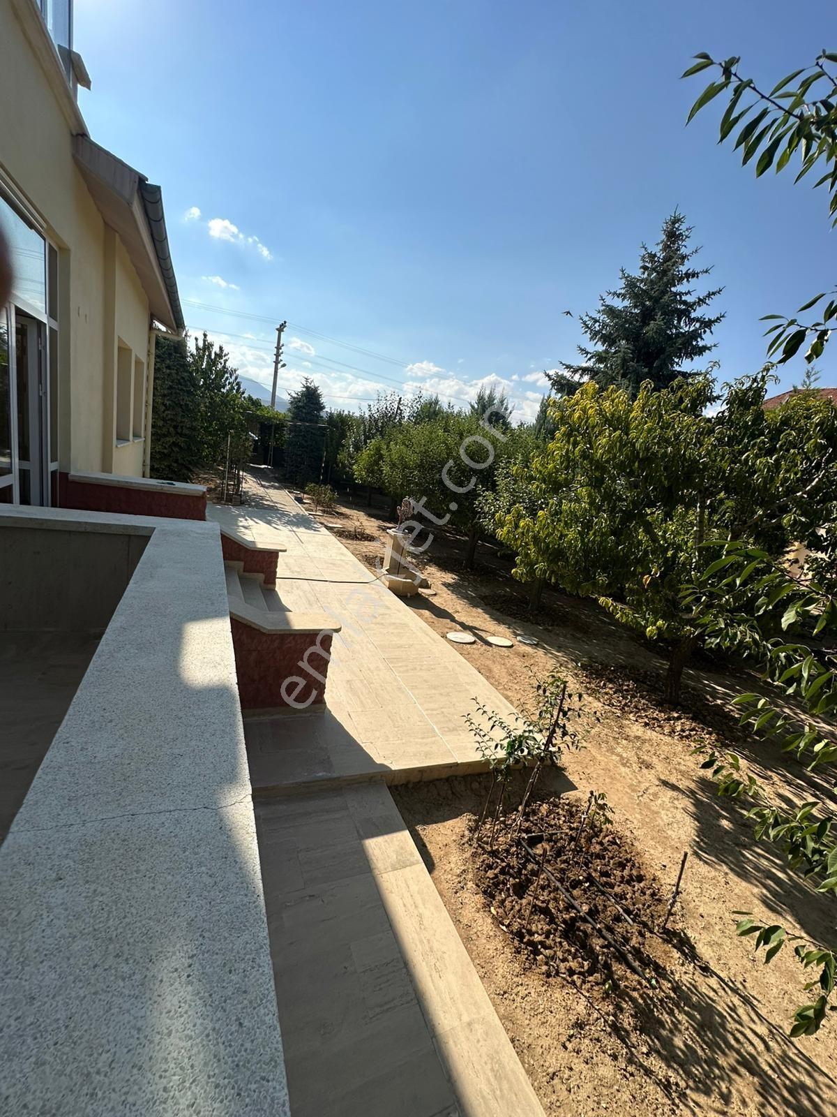 Melsa Başodadan 800 M² Arsa İcerisinde Villa - Görsel 17