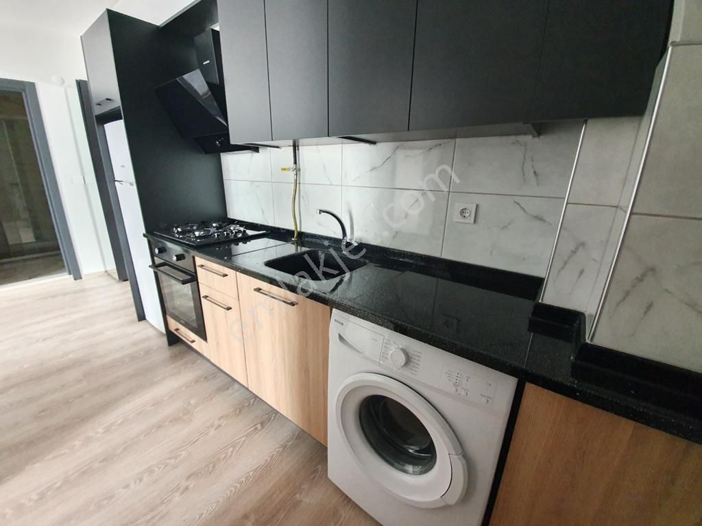 Almina Dan Dumlupınar Site İcerisin De Ön Cephe 2+1 Kiralık - Görsel 12