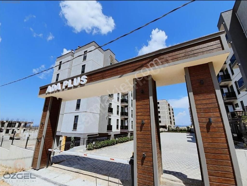 Almina Dan Dumlupınar Site İcerisin De Ön Cephe 2+1 Kiralık