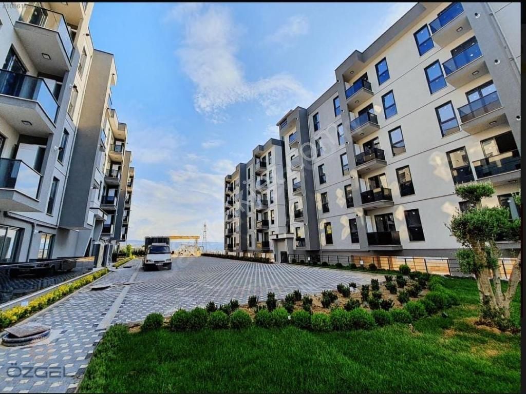 Almina Dan Dumlupınar Site İcerisin De Ön Cephe 2+1 Kiralık - Görsel 2