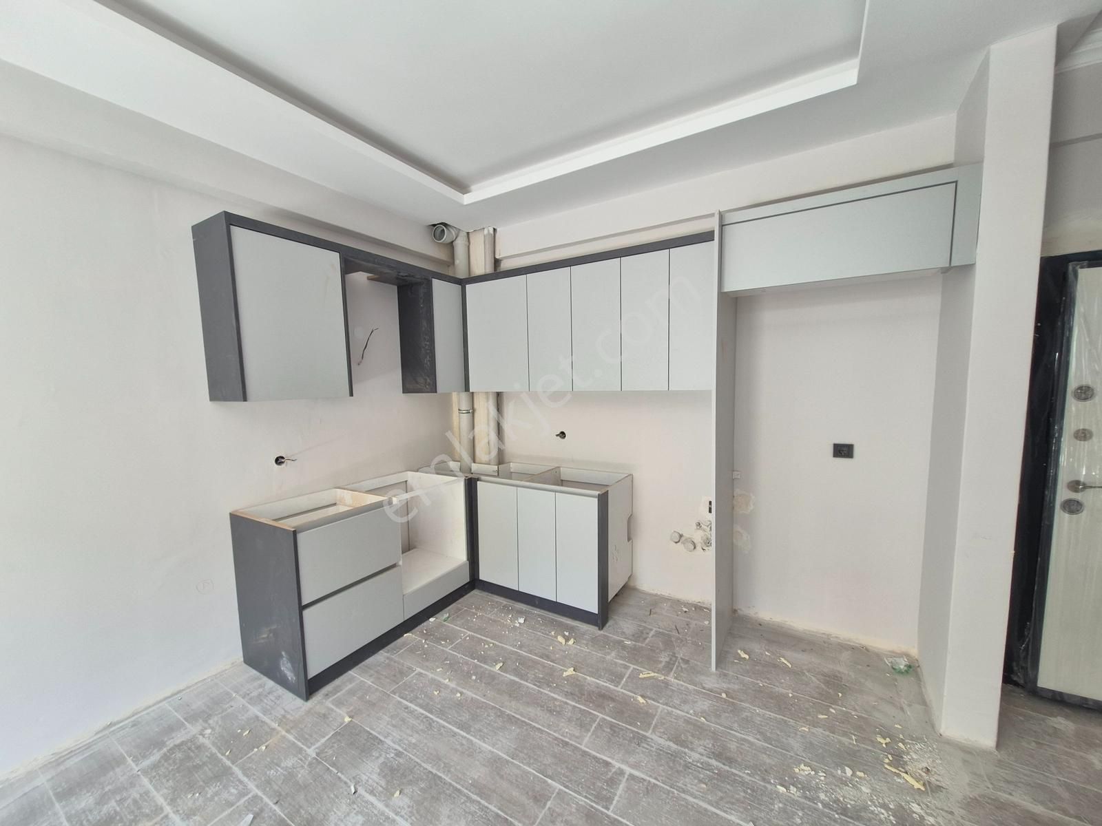 Kuşadası Merkezde Satılık Sıfır2+1