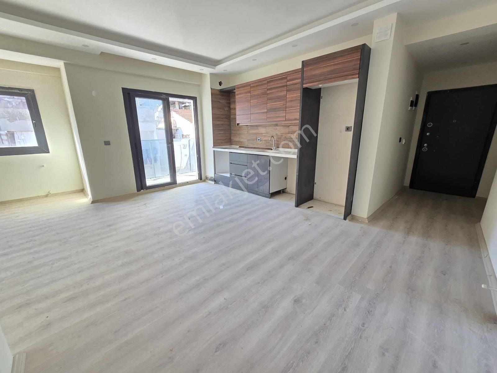 Kuşadası Şehir Merkezinde 2+1 Sıfır Daire - Görsel 8