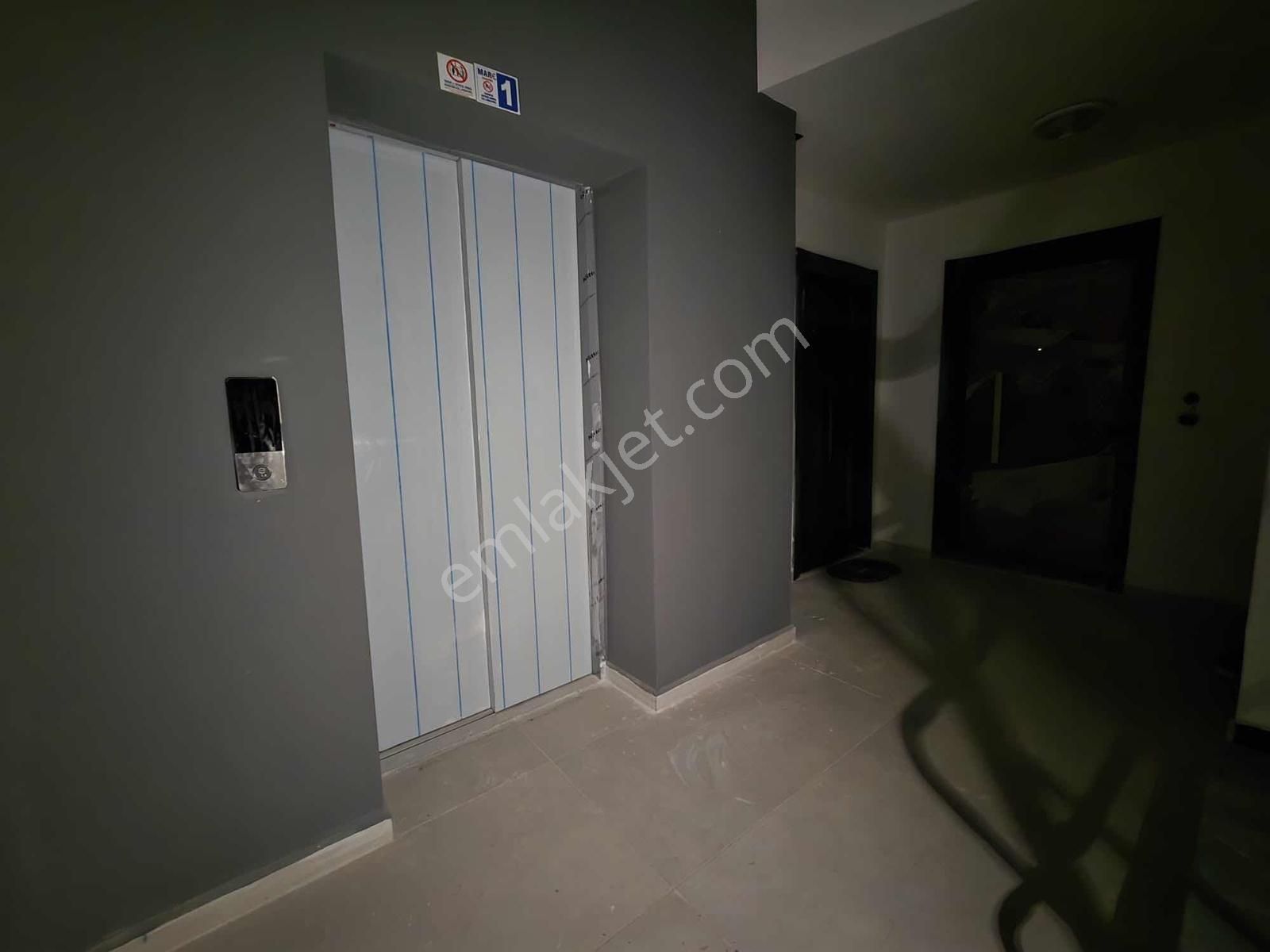 Kuşadası Şehir Merkezinde 2+1 Sıfır Daire - Görsel 6