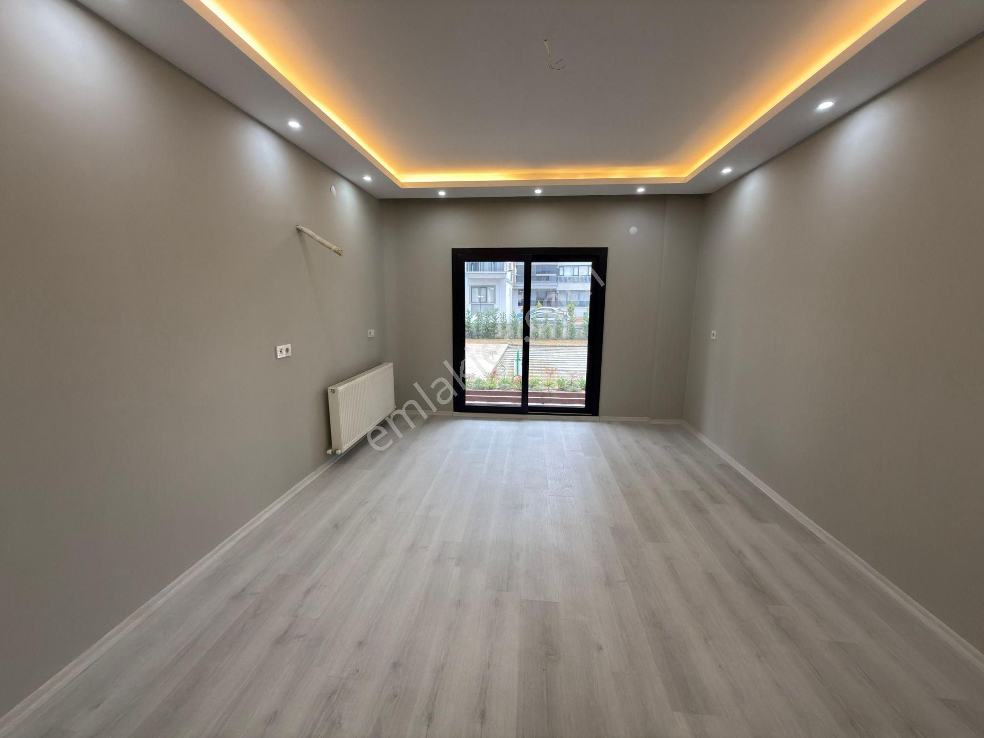 Cengiz Topel Mahallesi Site İçi 4+1 160 M2 5 Katlının Zemin Katı Sıfır Full - Görsel 10