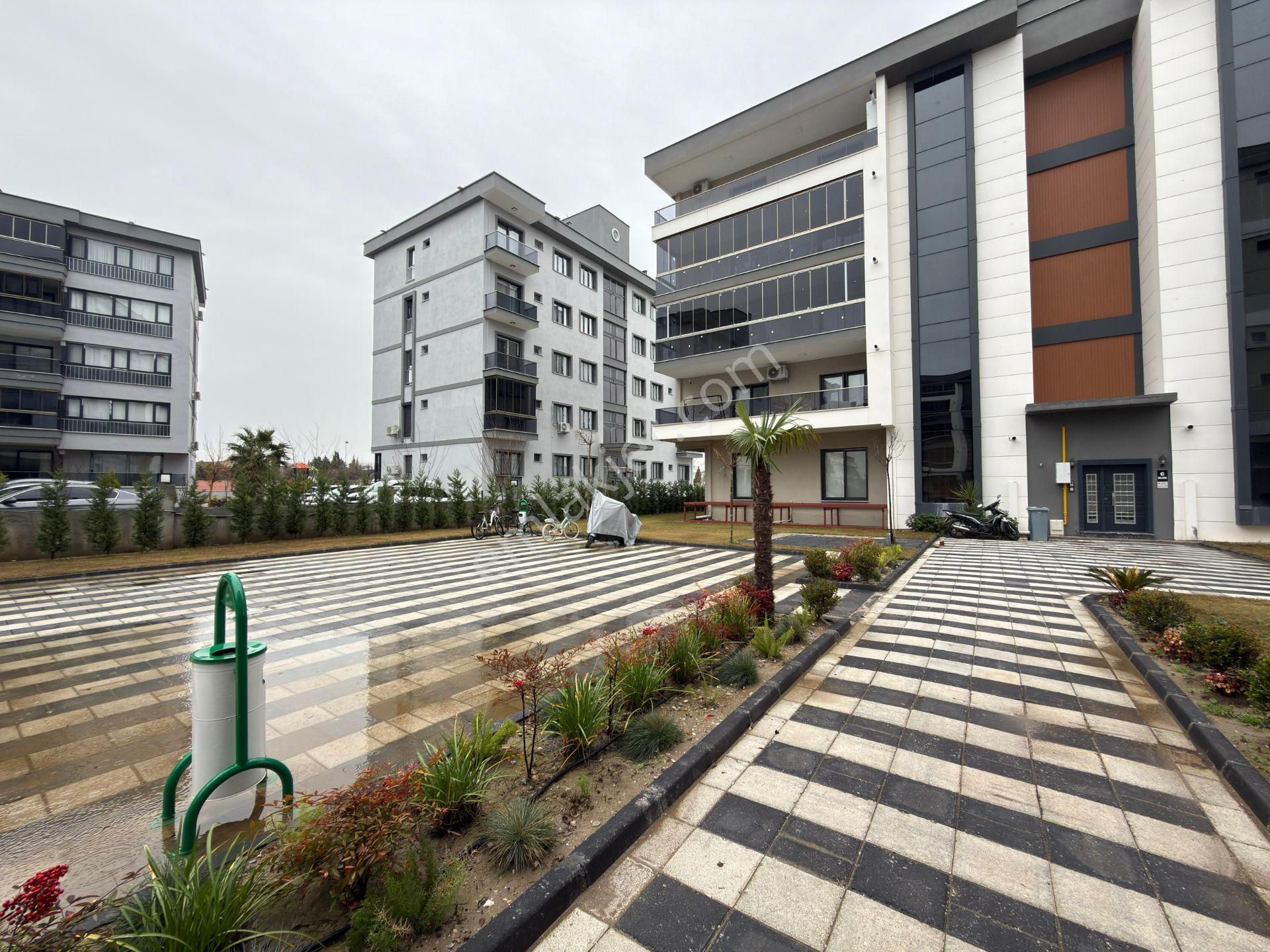 Cengiz Topel Mahallesi Site İçi 4+1 160 M2 5 Katlının Zemin Katı Sıfır Full - Görsel 21
