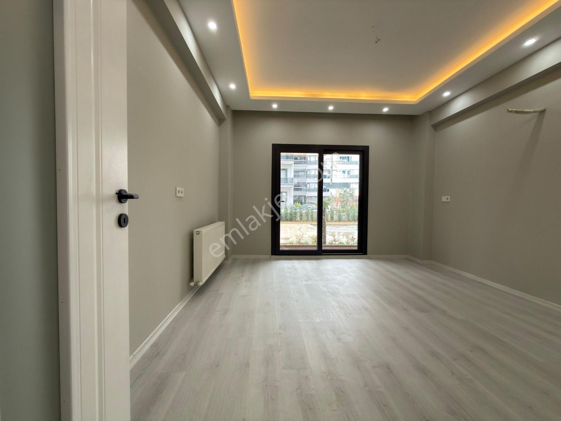 Cengiz Topel Mahallesi Site İçi 4+1 160 M2 5 Katlının Zemin Katı Sıfır Full - Görsel 5