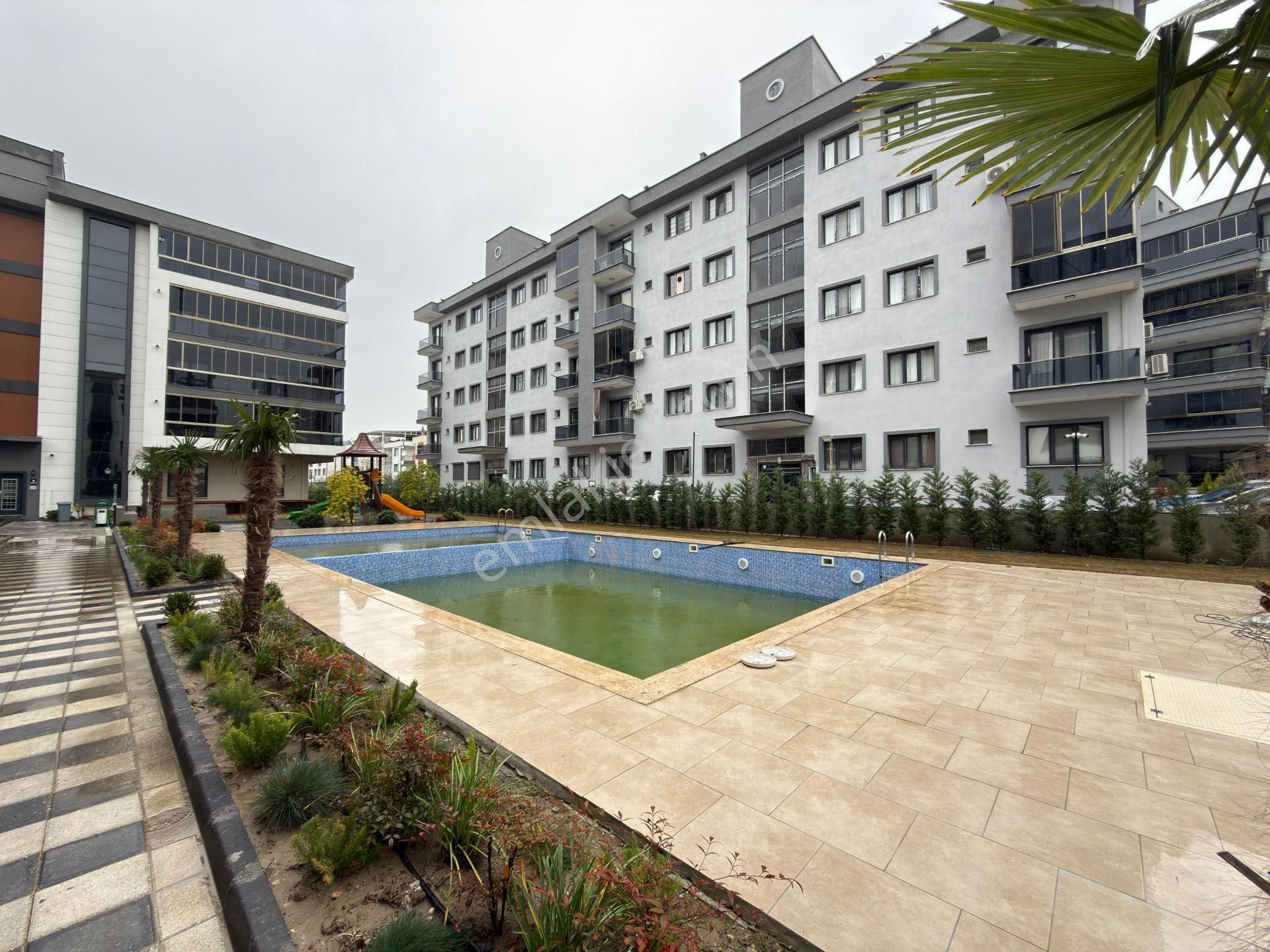 Cengiz Topel Mahallesi Site İçi 4+1 160 M2 5 Katlının Zemin Katı Sıfır Full - Görsel 19