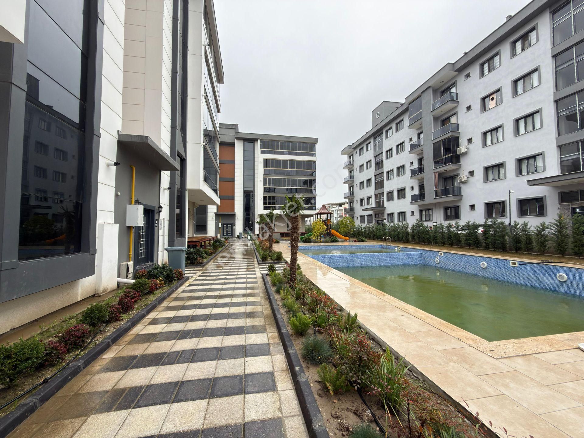 Cengiz Topel Mahallesi Site İçi 4+1 160 M2 5 Katlının Zemin Katı Sıfır Full - Görsel 20