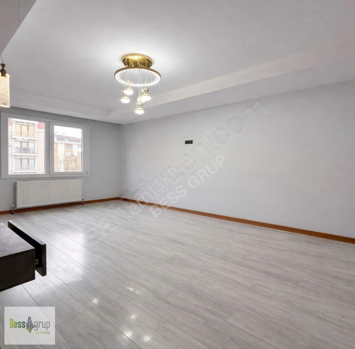 Beylikdüzü Merkezi Lokasyonda 2+1 Ara Kat Kiralık Daire - Görsel 8