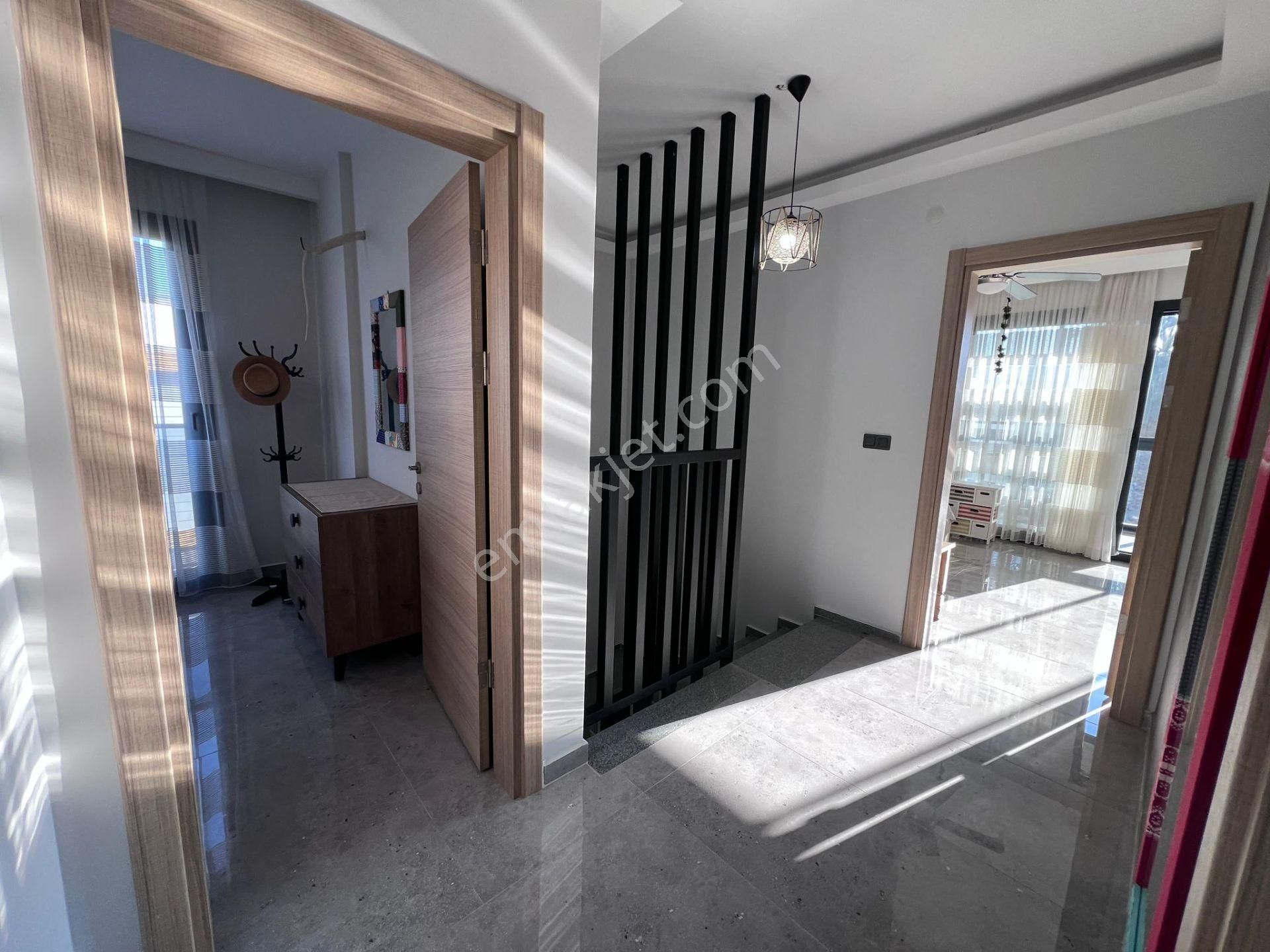 Kusadası'nda 500m2 Arsa İçinde Özel Havuzlu Doğalgalı 4 Oda 4 Banyolu Lux Villa - Görsel 22