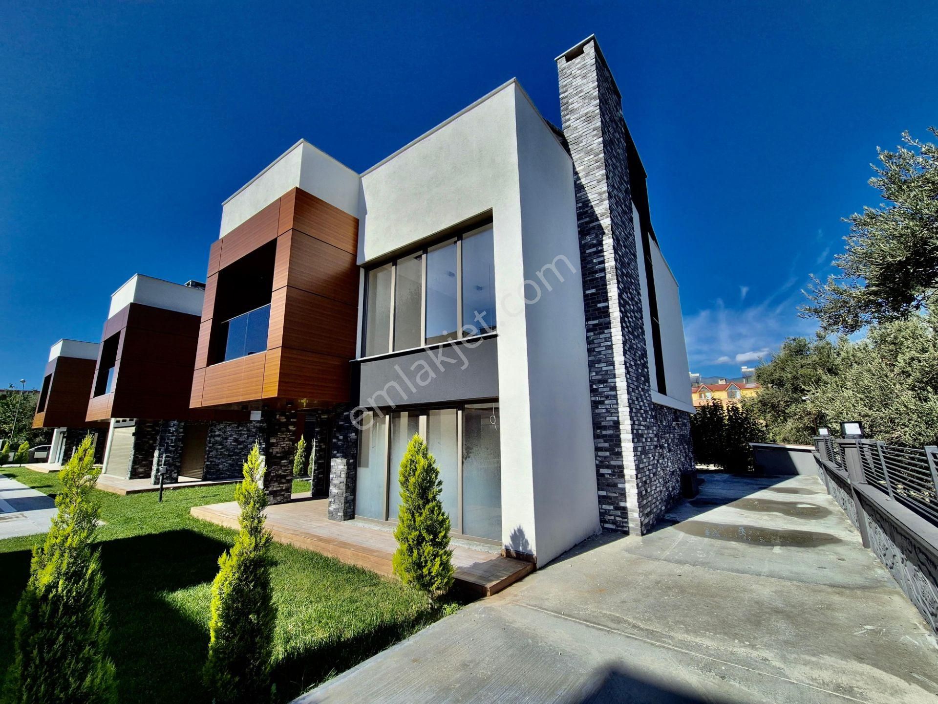 ▓karabuluttan▓güre'nin En Prestiji & Doğa Manzaralı 4+1 Villası - Görsel 5