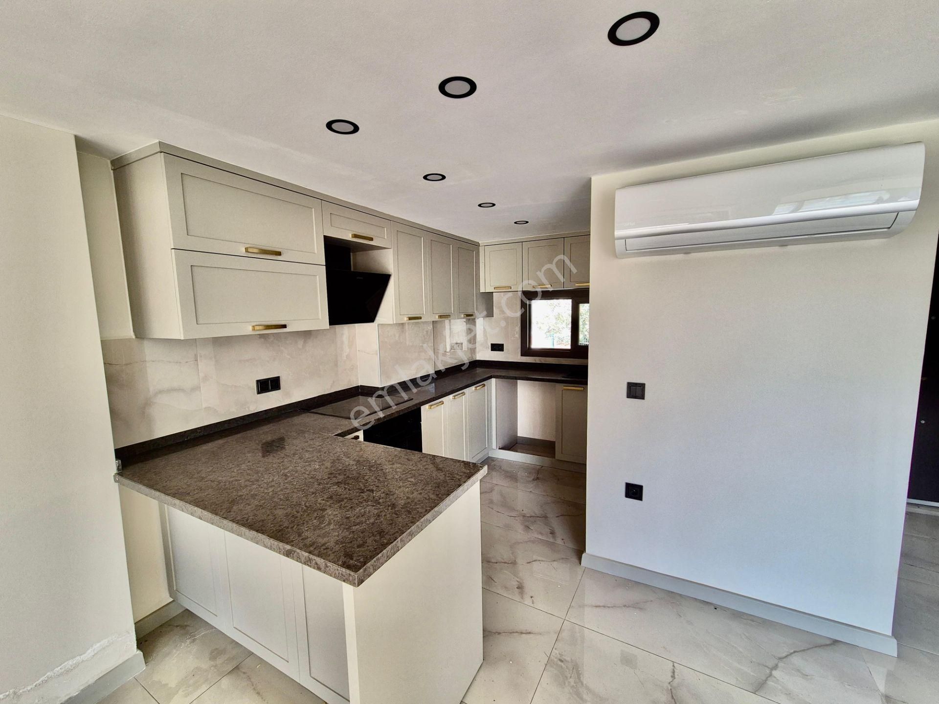 ▓karabuluttan▓güre'nin En Prestiji & Doğa Manzaralı 4+1 Villası - Görsel 8