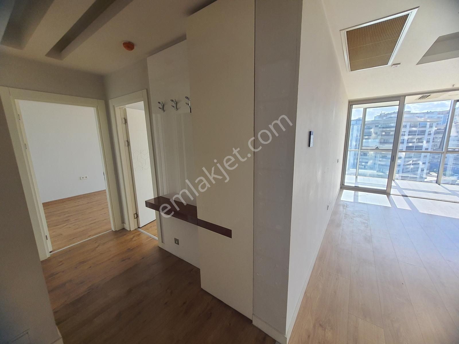Karşıyaka Aypark Residence Sitesinde Manzaralı Satılık Daire - Görsel 6