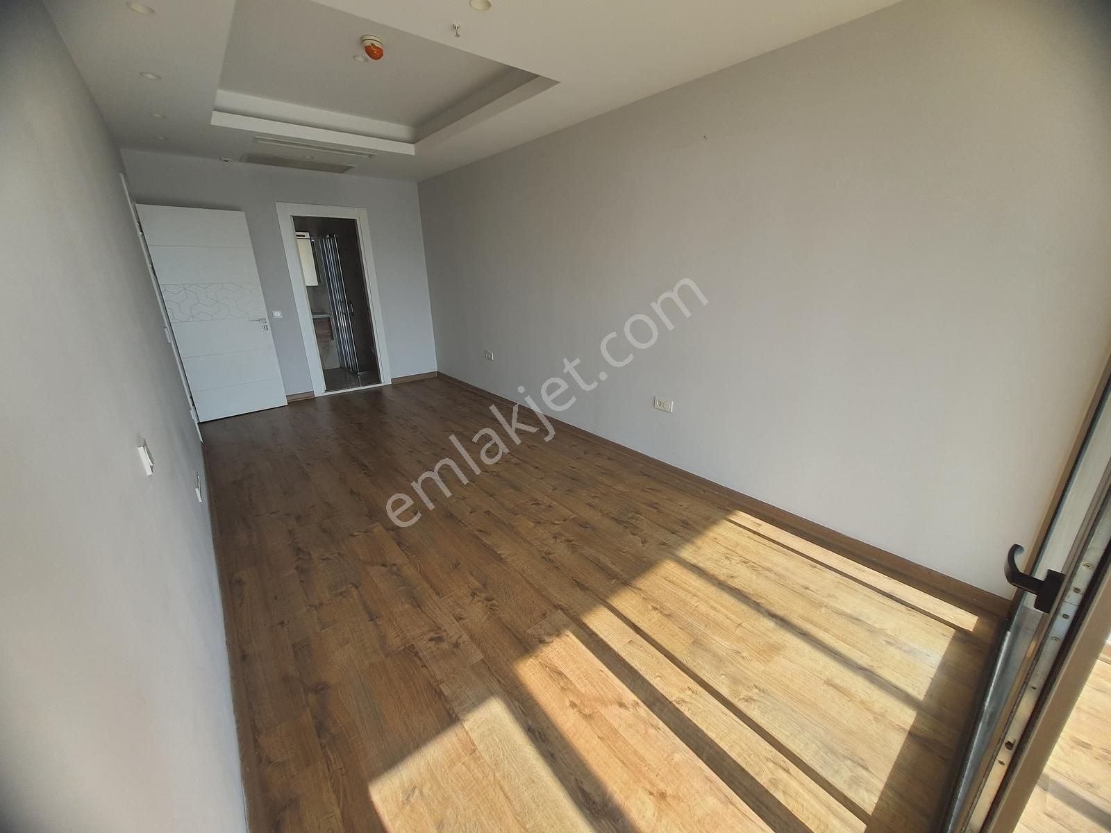 Karşıyaka Aypark Residence Sitesinde Manzaralı Satılık Daire - Görsel 27