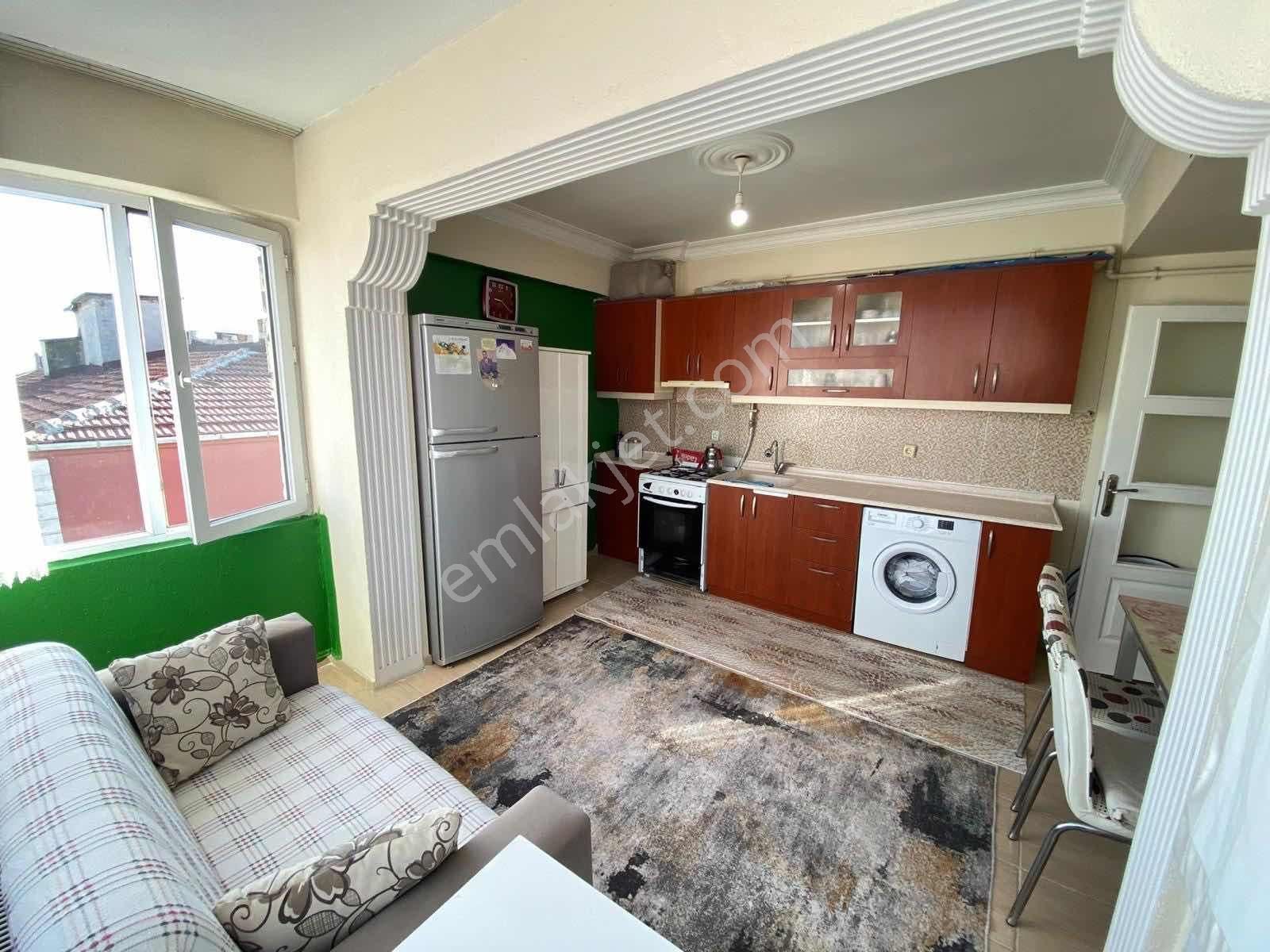 Geniş Kullanışlı Satılık Daire - Görsel 18