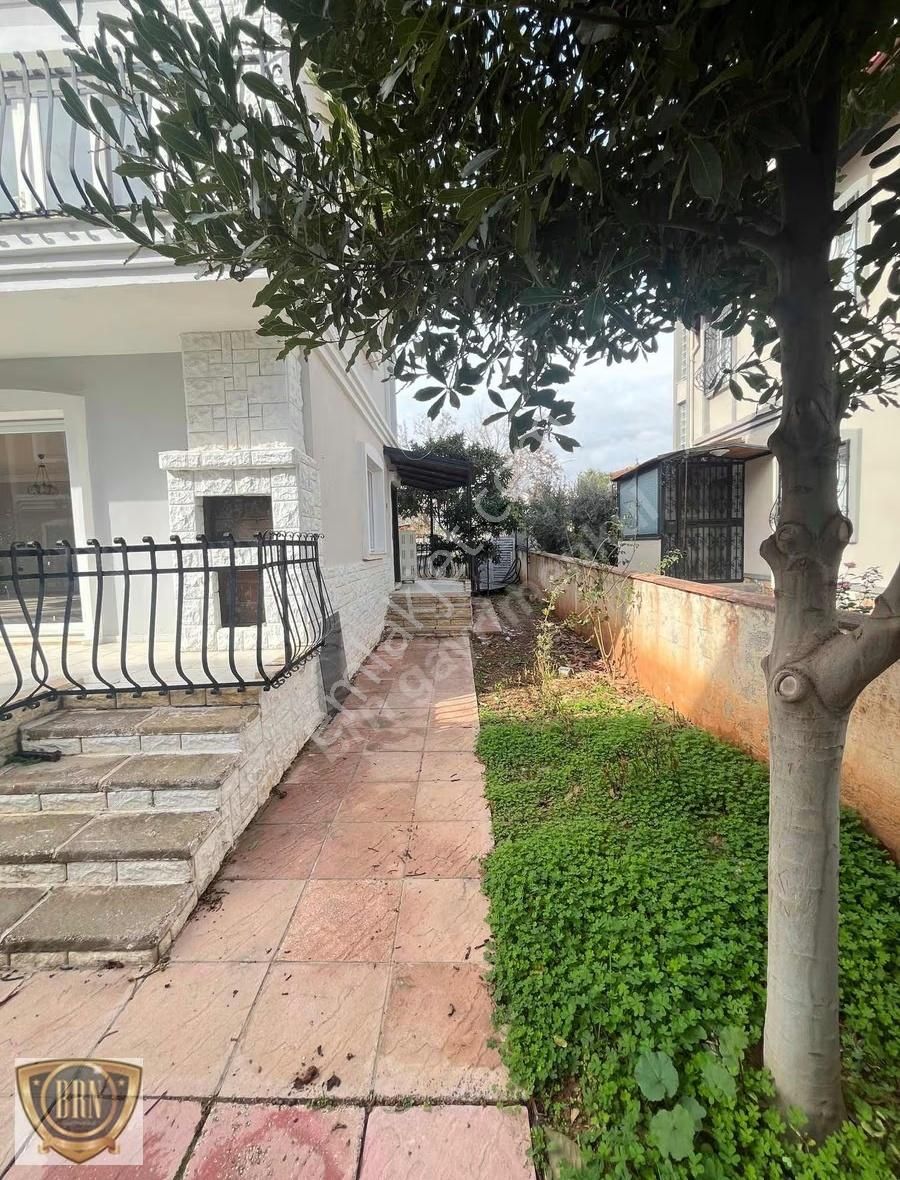 Brn Emlak'tan Kocavilayet'te 4+1 Lüks Kiralık Trıpleks - Görsel 17