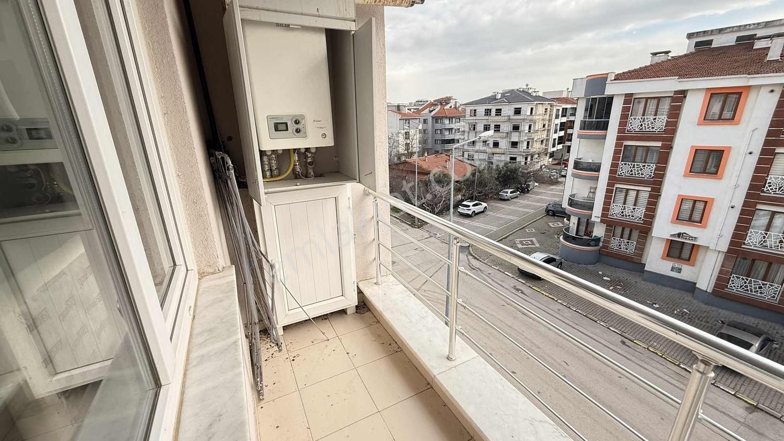 Özel Nev Hastanesi Arkası Satılık 1+1 Eşyalı Daire - Görsel 15