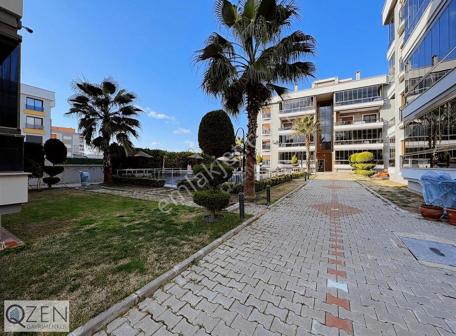 Qzen Gayrimenkulden Site İçi Havuz Cephe Lüks Daire - Görsel 8