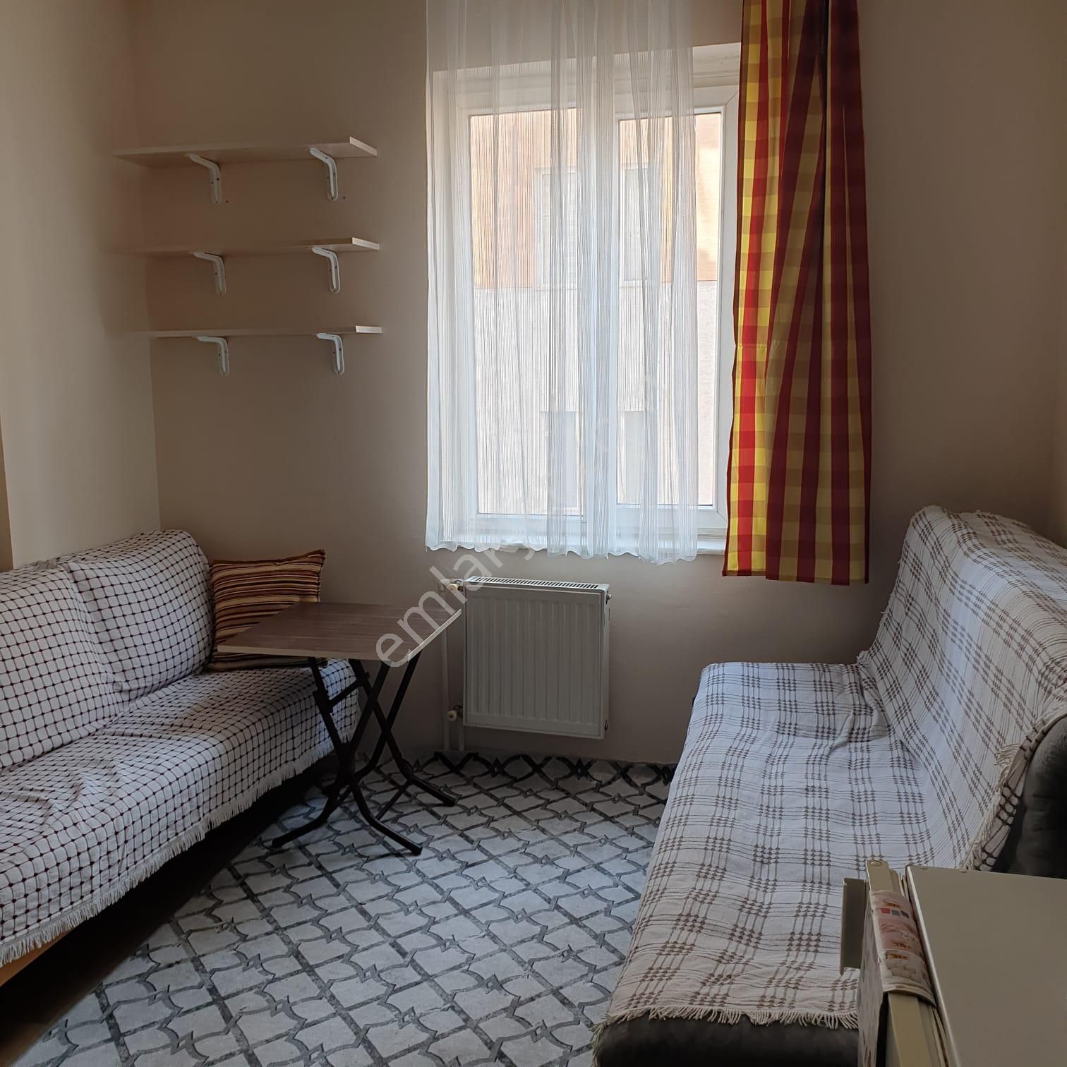 Çarşı Merkezinde Eşyalı Arakat Merkezi Isınma 1+1 Kiralık Daire - Görsel 7