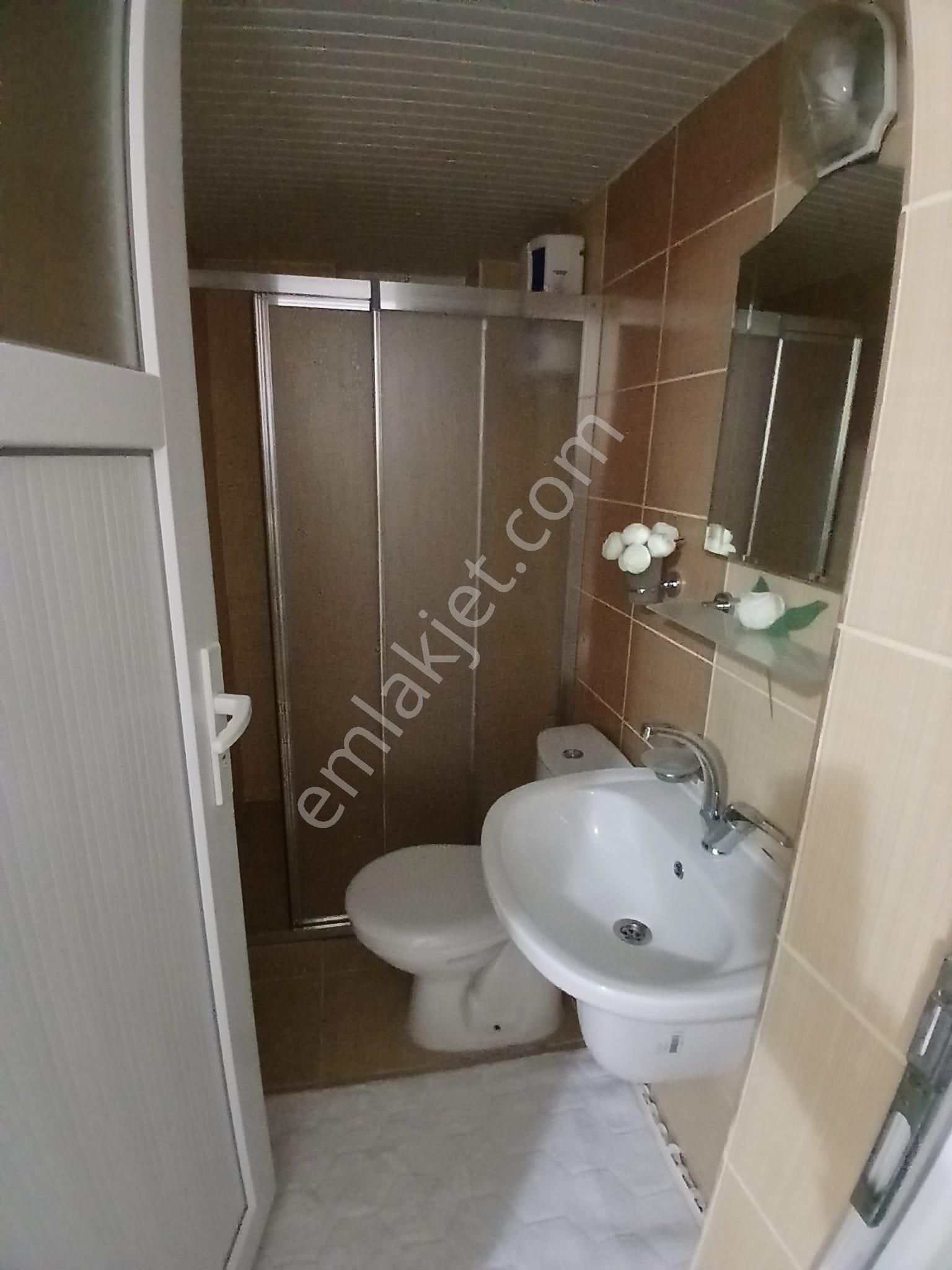 Ender Uysal Gayrimenkulden Üniversiteye Yakın 1+1 Sıfır Eşyalı Bahçekatı Satılık Apart... - Görsel 8