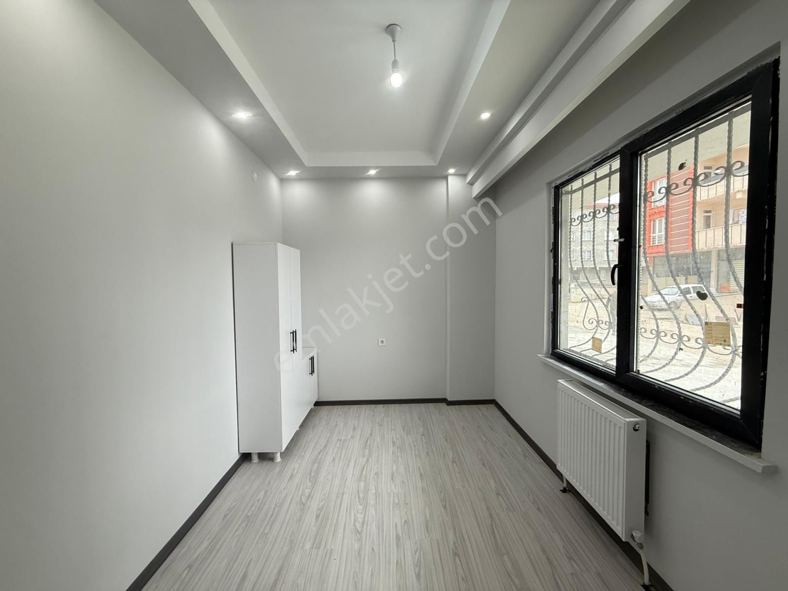 Akyüz Gayrimenkul Den; Gultepe Mah De Iskanlı Kombılı Satılık 2+0 Teras Balkonlu Daire - Görsel 15