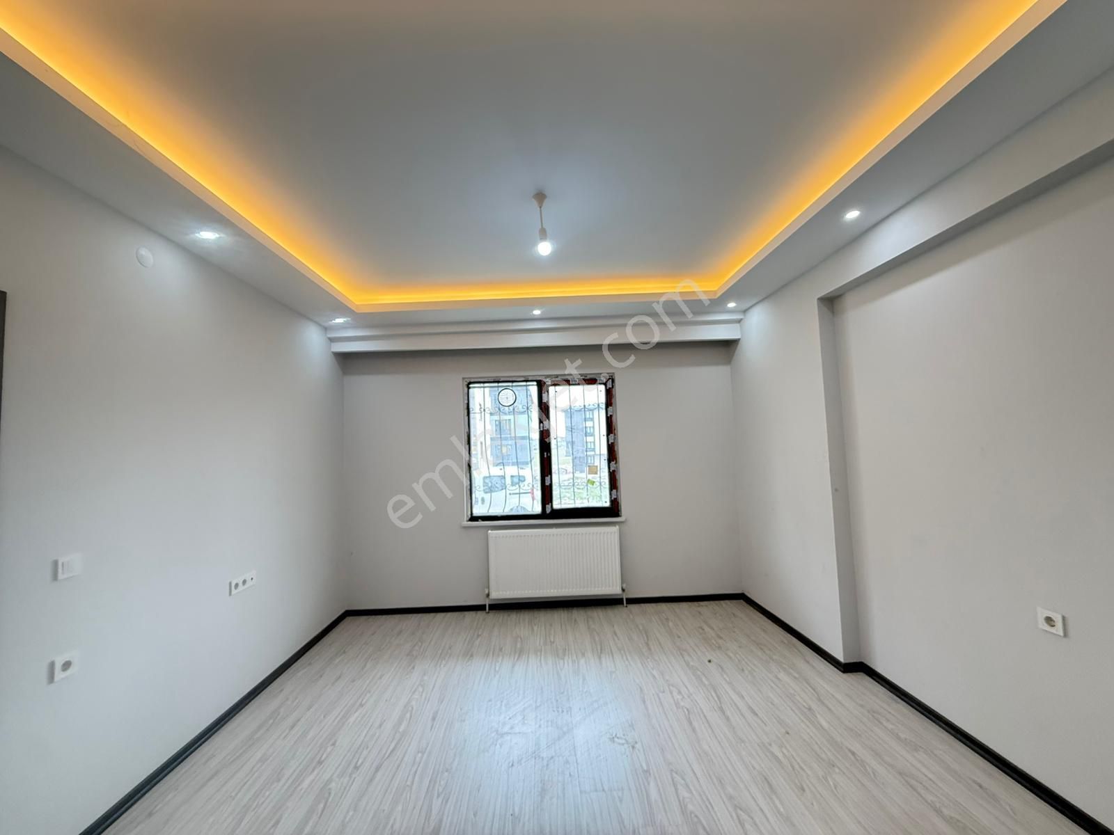 Akyüz Gayrimenkul Den; Gultepe Mah De Iskanlı Kombılı Satılık 2+0 Teras Balkonlu Daire - Görsel 12