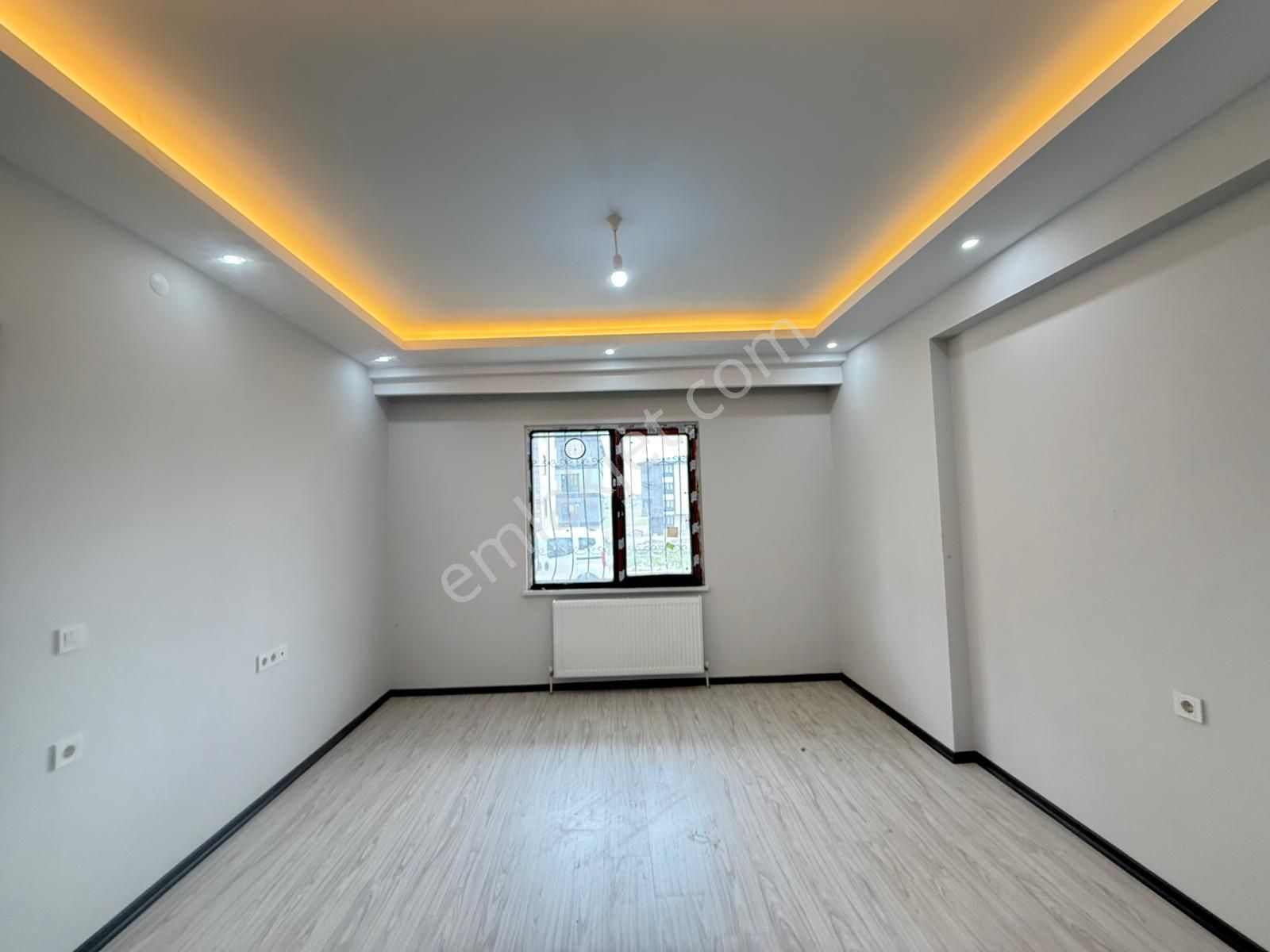 Akyüz Gayrimenkul Den; Gultepe Mah De Iskanlı Kombılı Satılık 2+0 Teras Balkonlu Daire - Görsel 4