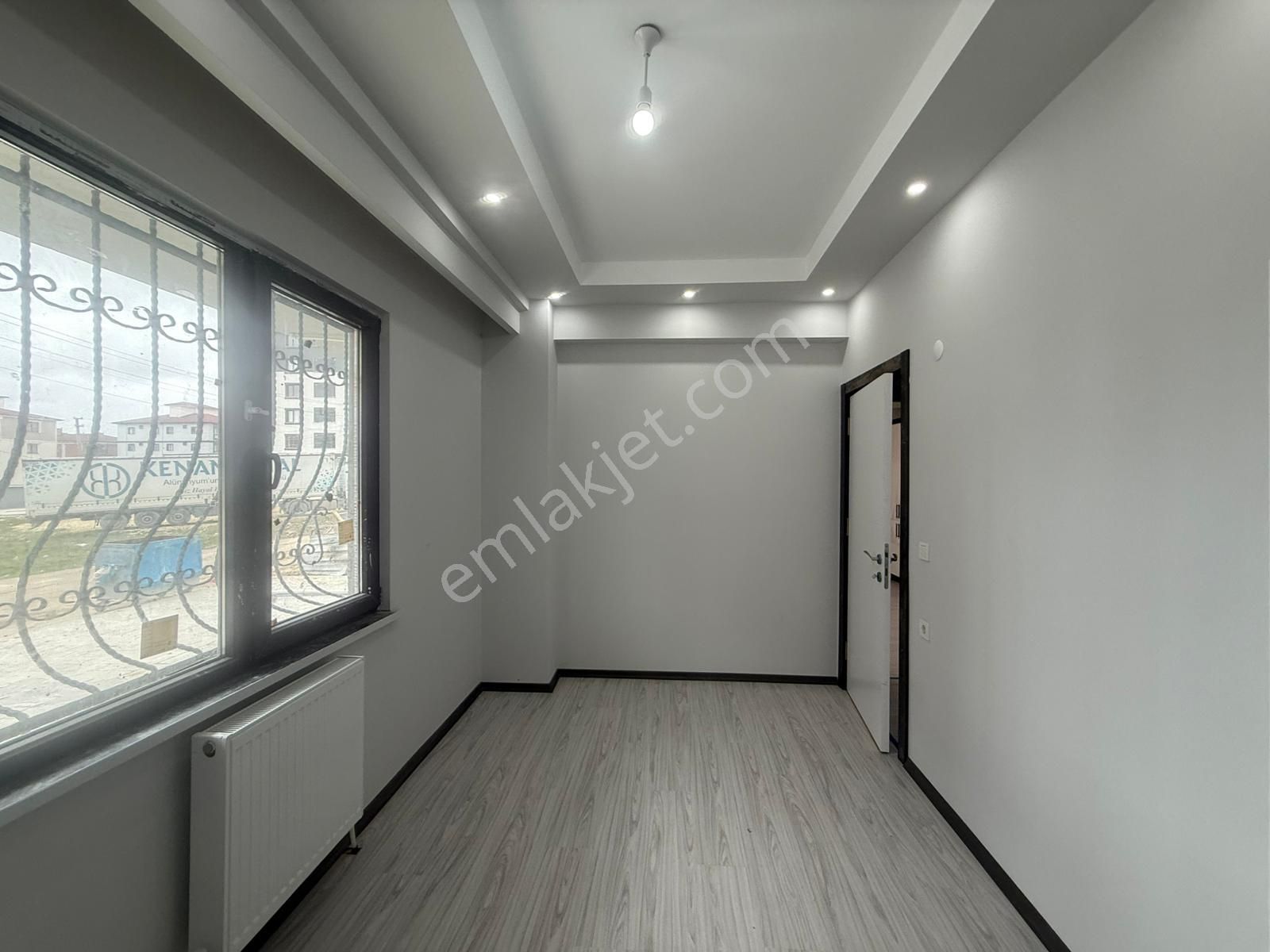 Akyüz Gayrimenkul Den; Gultepe Mah De Iskanlı Kombılı Satılık 2+0 Teras Balkonlu Daire - Görsel 20