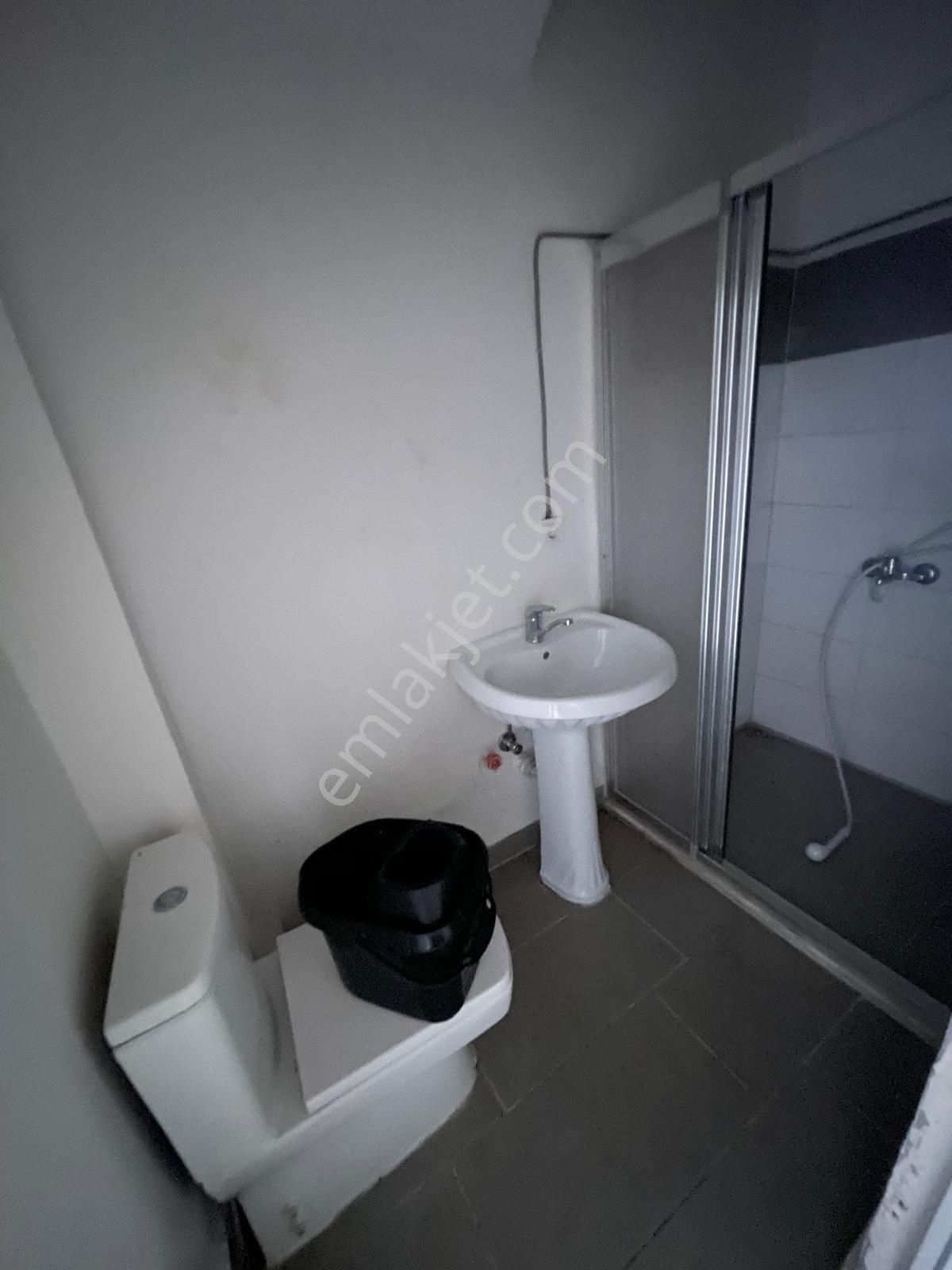 Zaimağa Cad’de 1+0 Eşyalı Kiralık Daire - Görsel 6