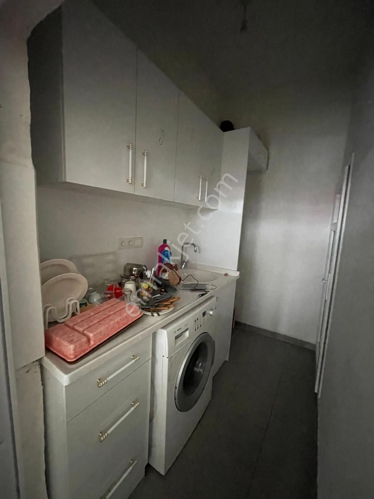 Zaimağa Cad’de 1+0 Eşyalı Kiralık Daire - Görsel 4