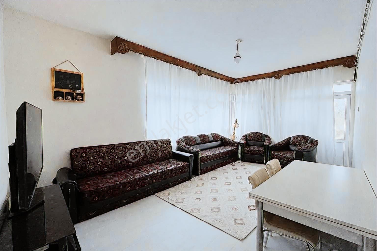 Cumhuriyet Mah. Yatırıma Uygun 3+1 Odaları Bagımsız Fırsat Daire