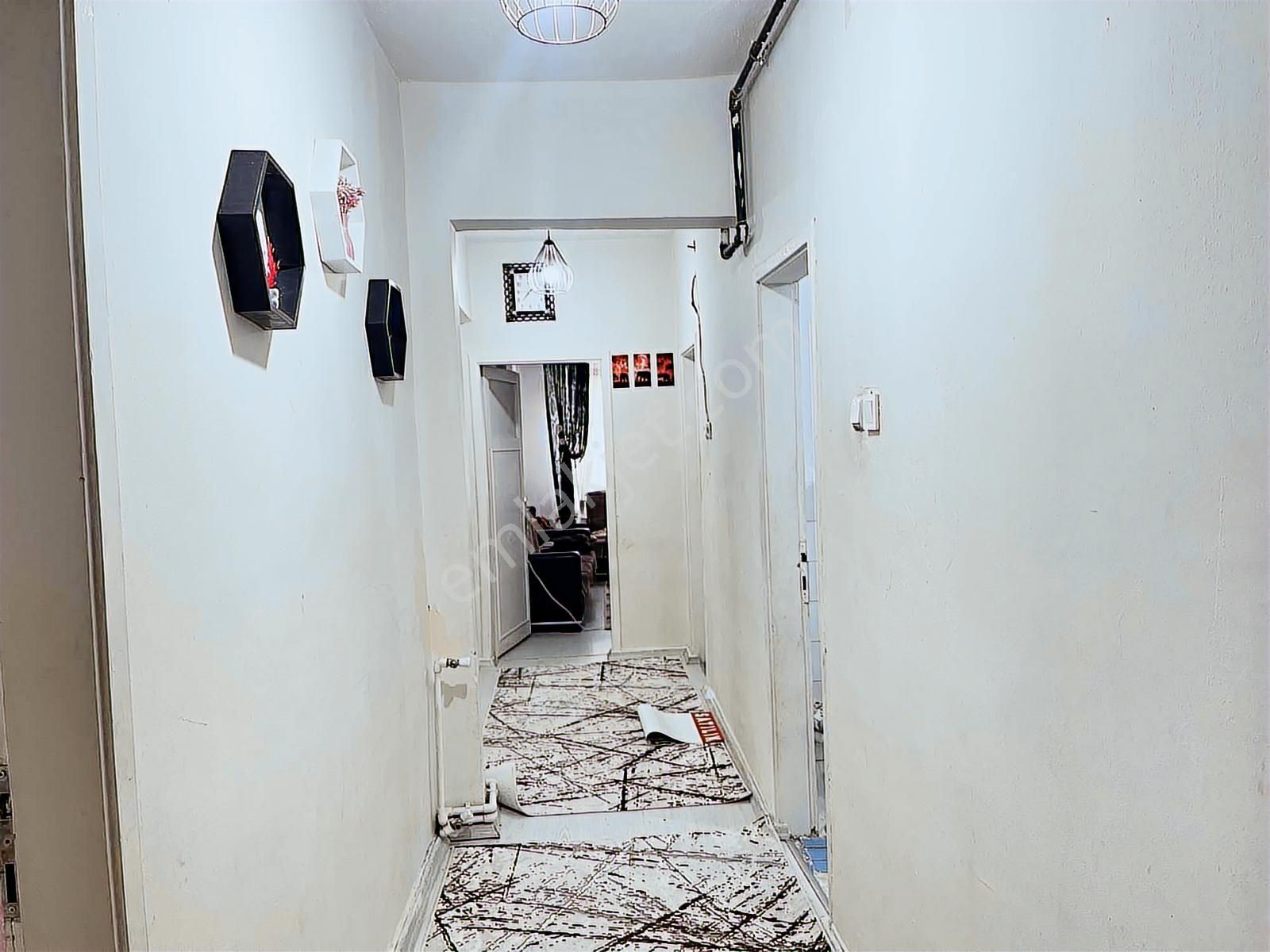 Cumhuriyet Mah. Yatırıma Uygun 3+1 Odaları Bagımsız Fırsat Daire - Görsel 2