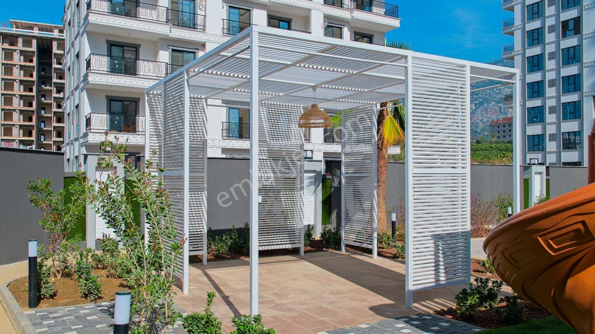 Alanya Mahmutlar’da Satılık 2+1 Ayrı Mutfak Full Eşyalı Daire — Full Aktiviteli Site - Görsel 18