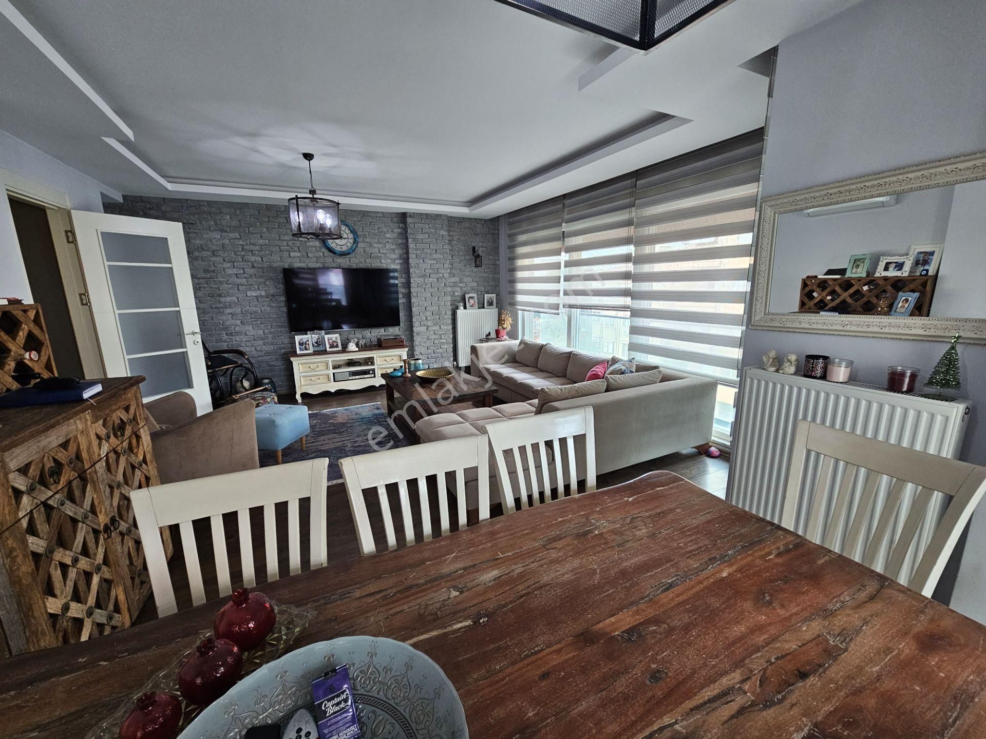 Maltepe Adatepe'de Yeni K.otoparklı Balkonlu 3+1 Kiralık Daire - Görsel 23