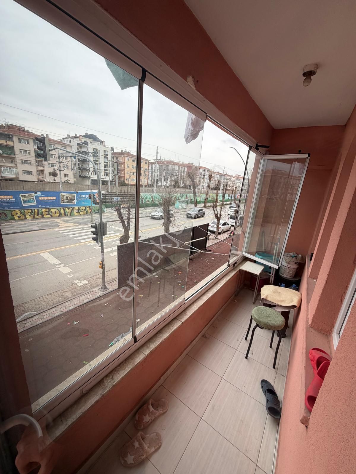 Mareşal Çakmak Mh'de 2+1 1. Ara Katta Cadde Cephe Full Yapılı Daire !!! - Görsel 26