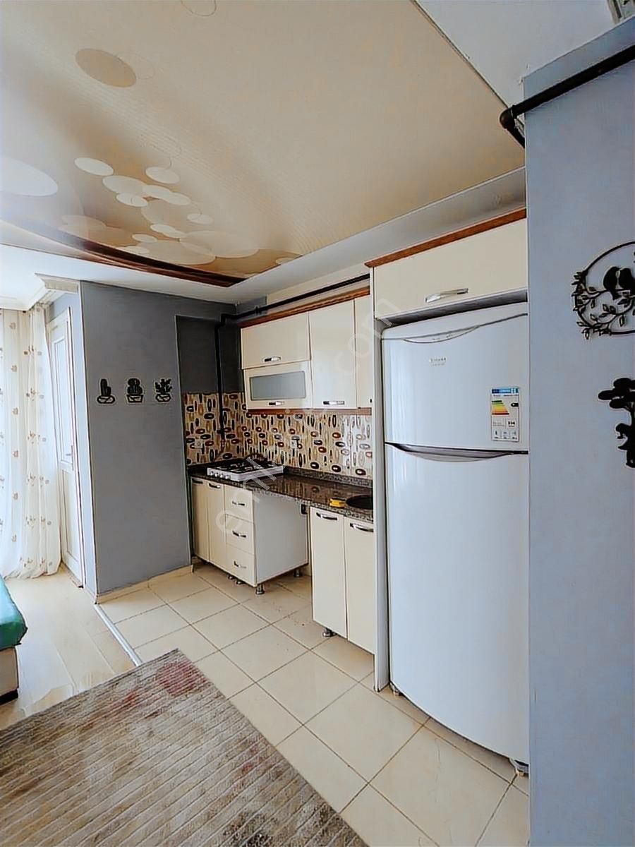 Metrobüse Yakın 1+1 Eşyalı Kiralık Arakat Daire - Görsel 2