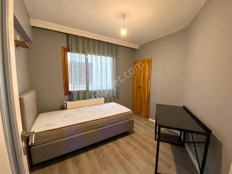 Smyrna Meydanına Yürüme Mesafesinde Eşyalı Kiralık - Görsel 10
